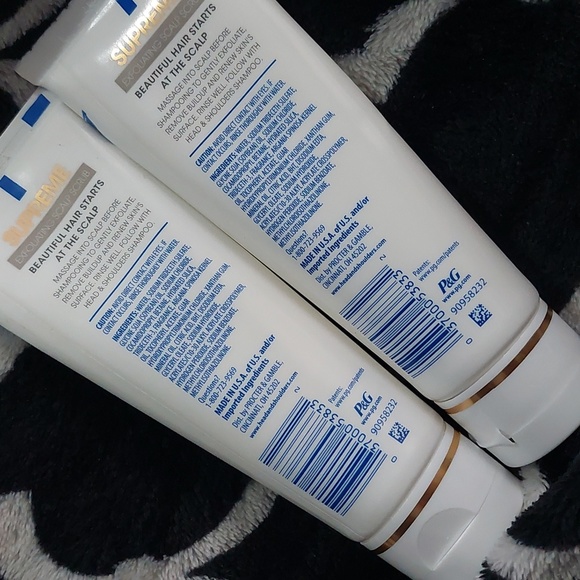 LOT of 2 Head and Shoulders Exfoliating Scalp Scrub 3.3floz each - Picture 2 of 2